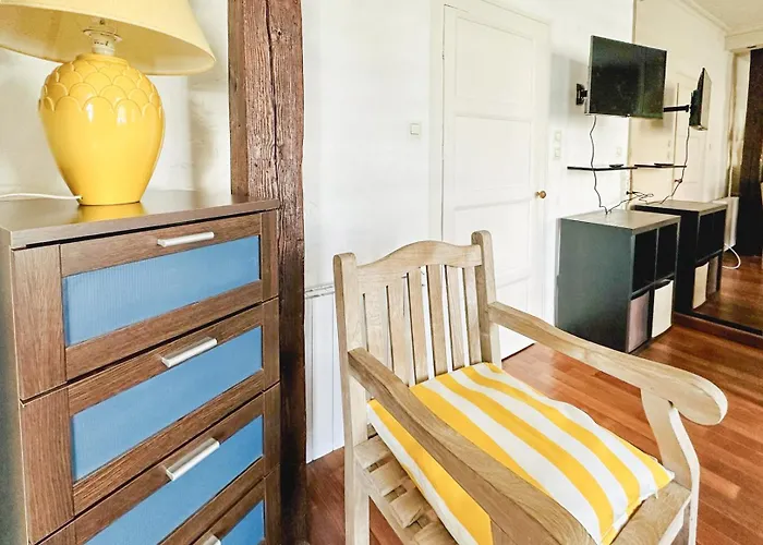 Spacieux En Centre-ville Des Sables - 6 Pers